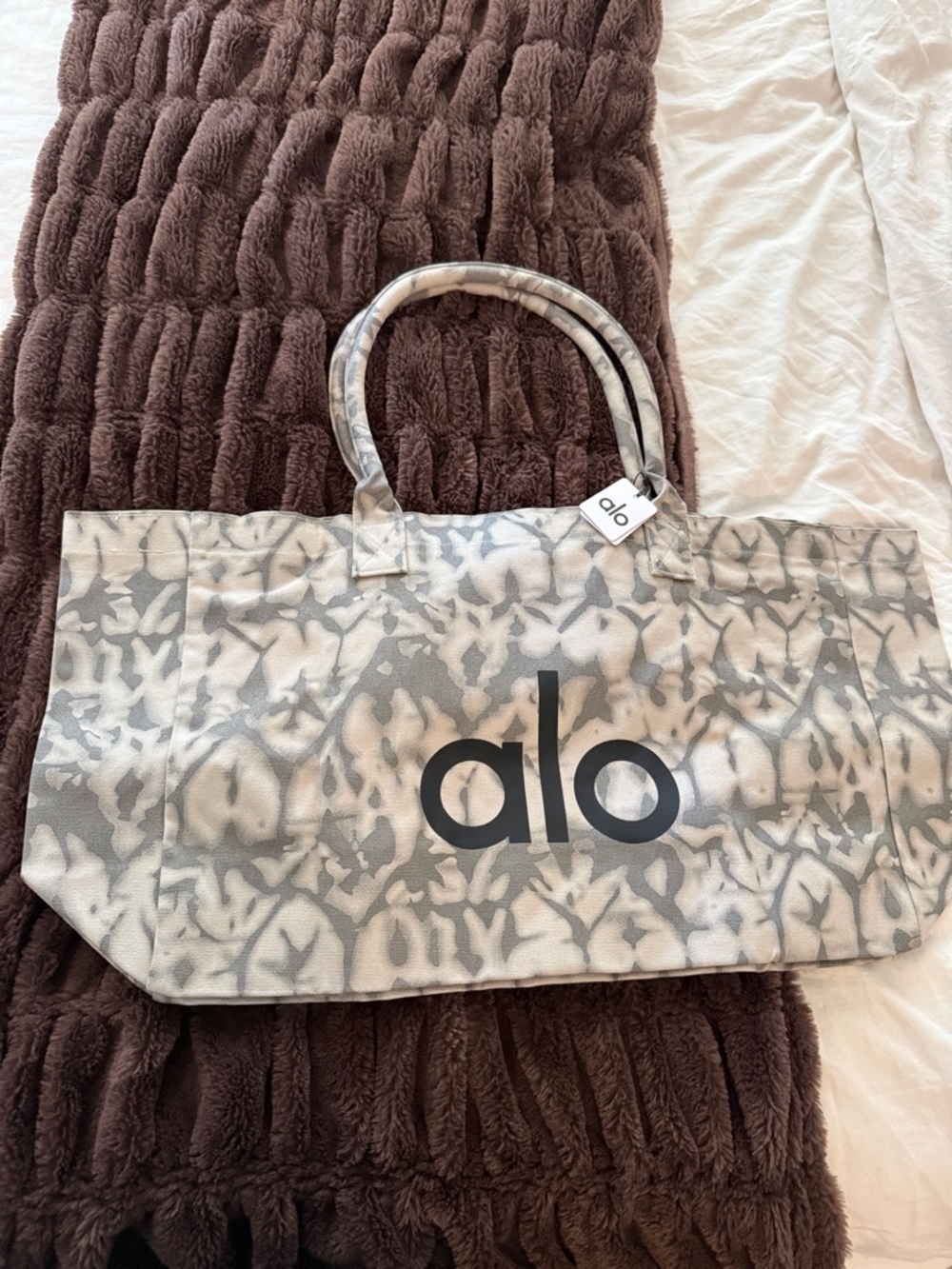 ALO Yoga Gray Patterned Canvas Tote